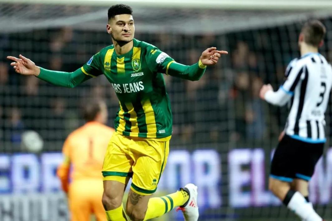 九游平台 -多伦多猛龙内部会议纪要流出:赛后门线救险,荷甲使命明确,赛程密集仍需轮换的简单介绍